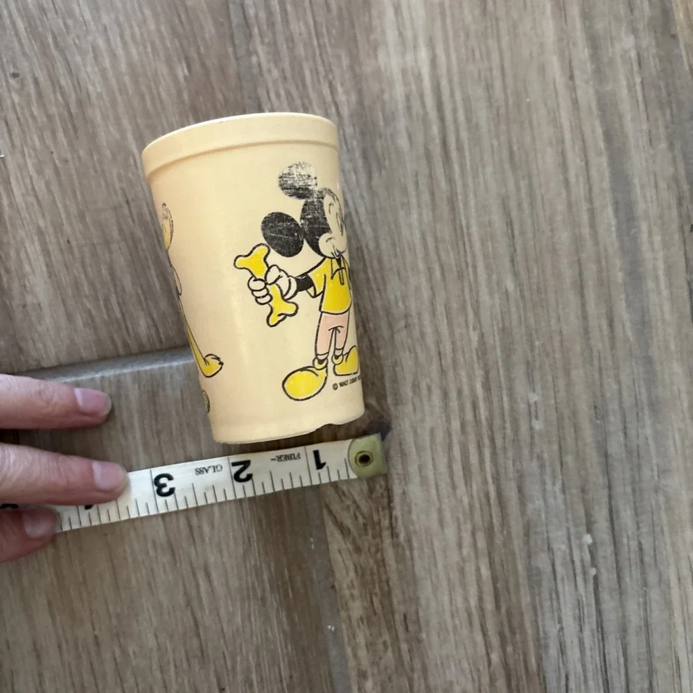 Vtg Walt Disney Productions‎ by Eagle Mickey Mouse Donald Duck Pluto Plastic Cup